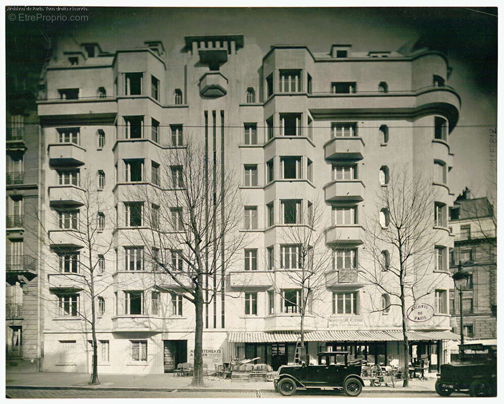 Commerce à PARIS-16E