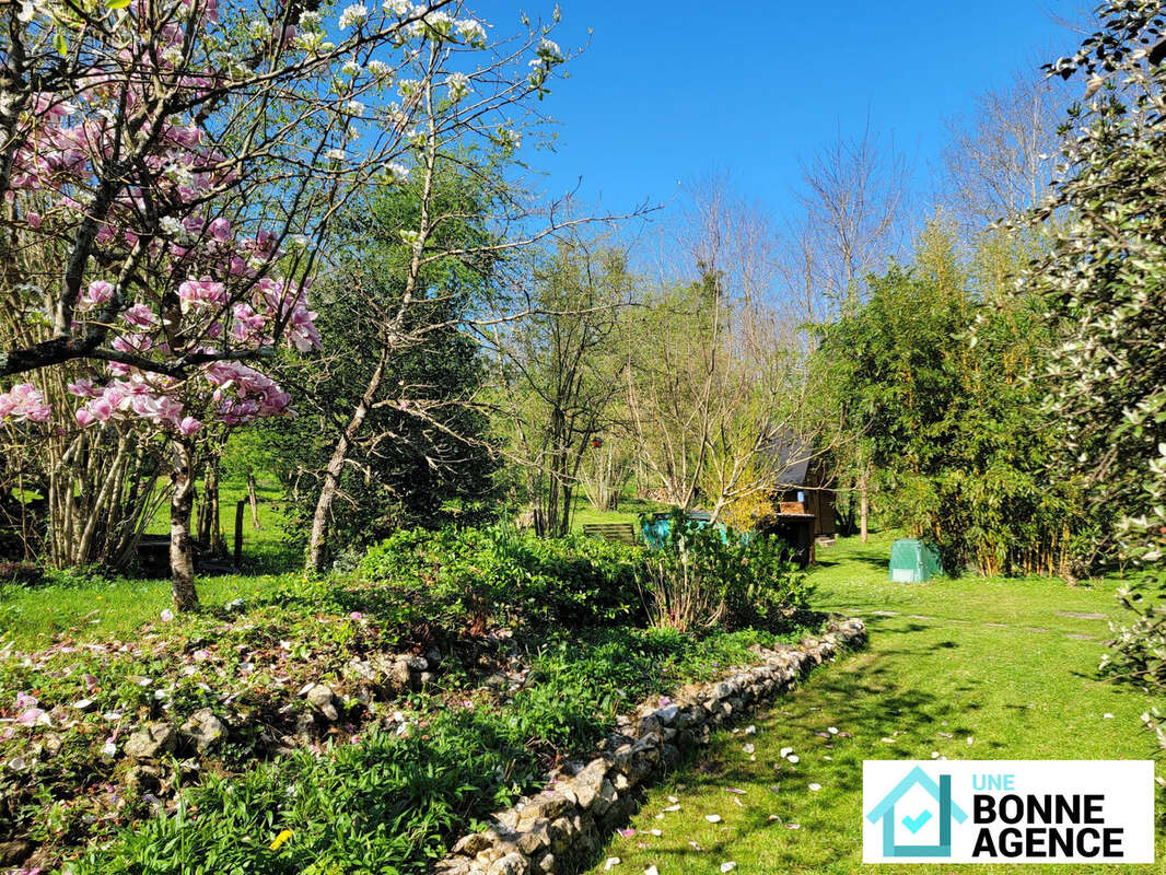Maison à NAZELLES-NEGRON