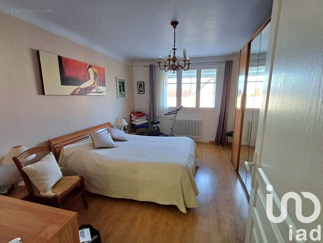 Photo 8 - Maison à COURLON-SUR-YONNE