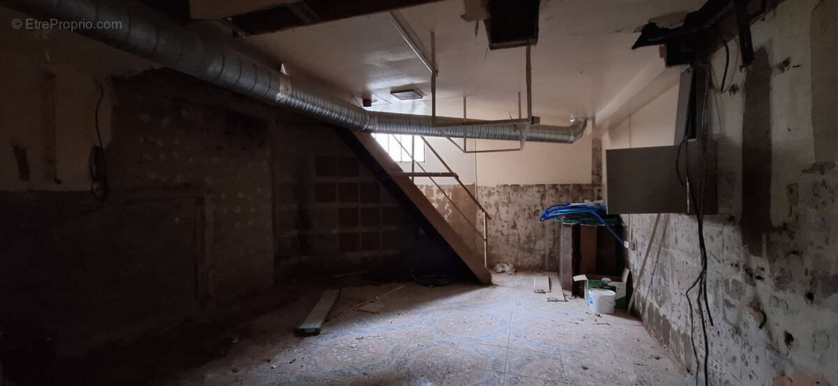 Maison à VILLENEUVE-L&#039;ARCHEVEQUE