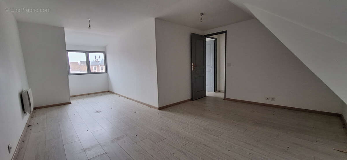 Maison à VILLENEUVE-L&#039;ARCHEVEQUE