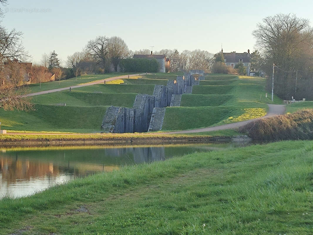 Terrain à ROGNY-LES-SEPT-ECLUSES