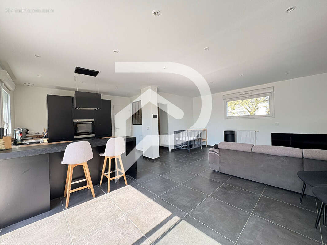 Maison à BEUVRY-LA-FORET