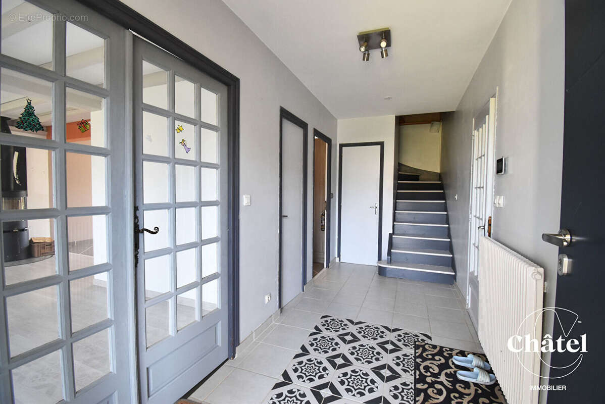 Maison à MORTEFONTAINE