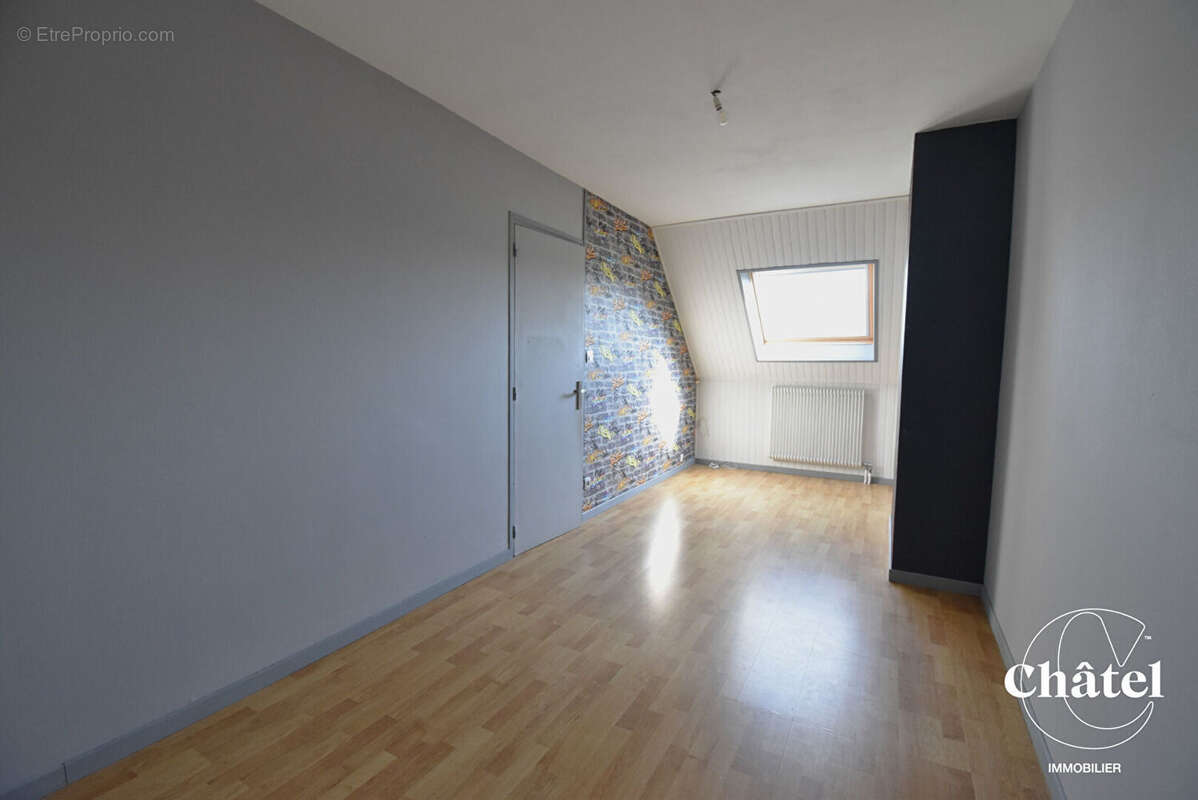 Maison à MORTEFONTAINE