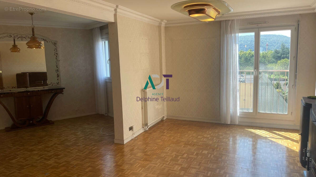 Appartement à ECHIROLLES