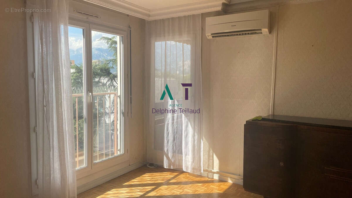 Appartement à ECHIROLLES