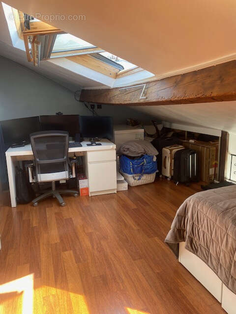 Appartement à GENNEVILLIERS