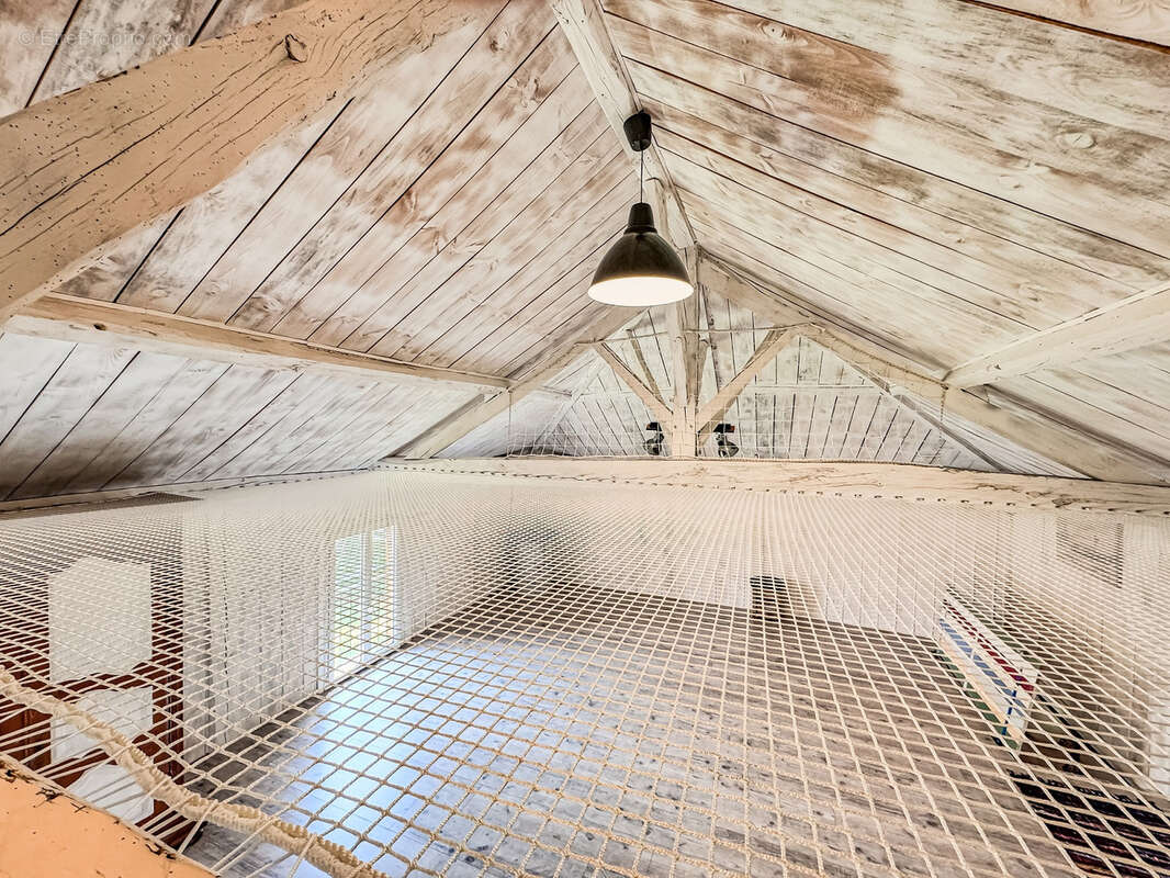 Maison à SAINT-JULIEN-EN-BORN