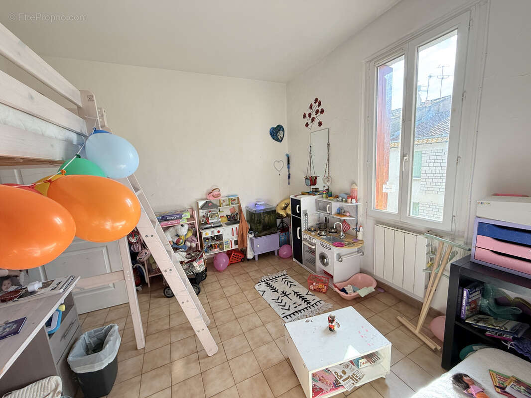 Appartement à GANGES