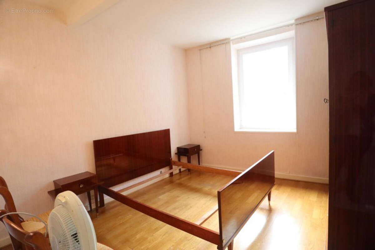 Appartement à LE PEAGE-DE-ROUSSILLON