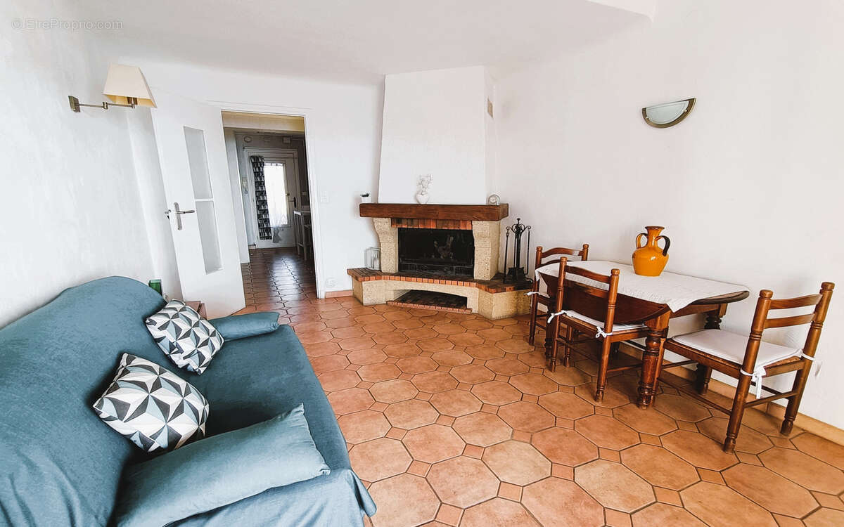 Appartement à FREJUS