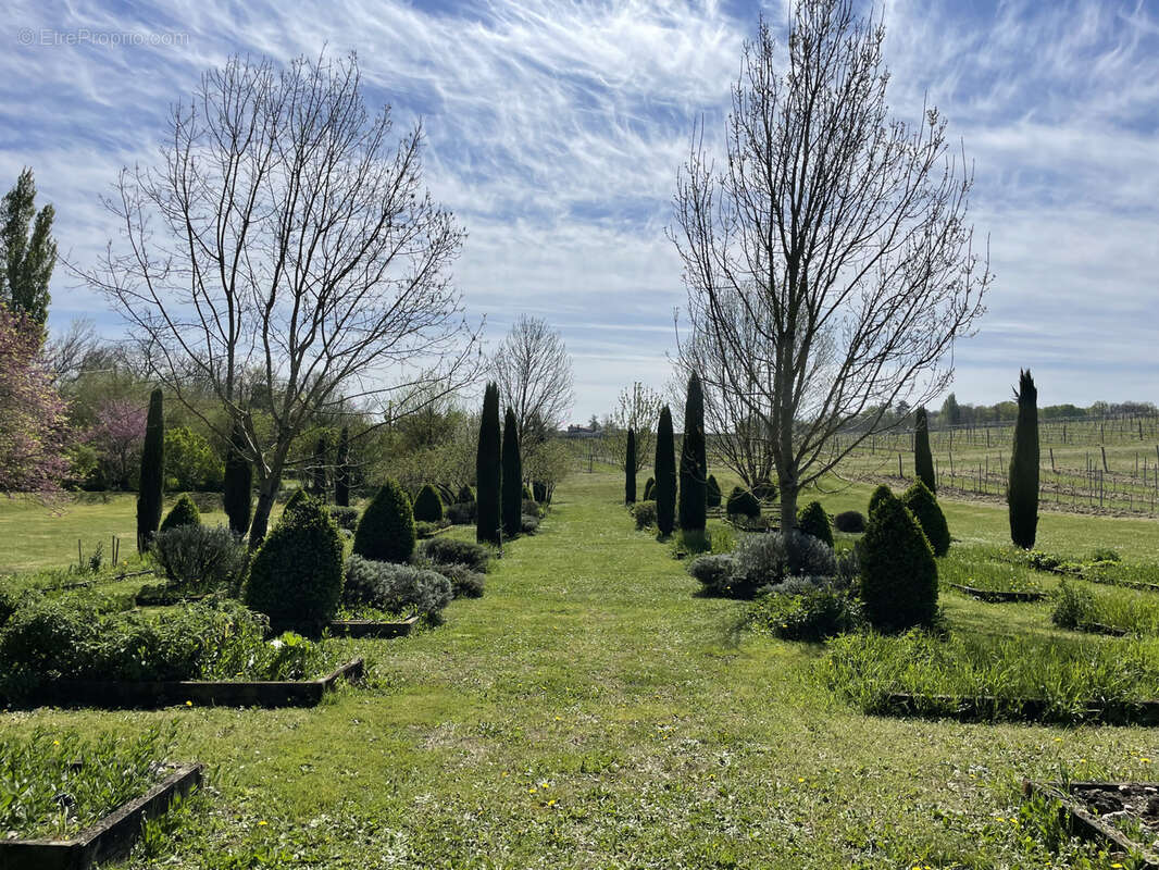 Maison à BOUTEVILLE