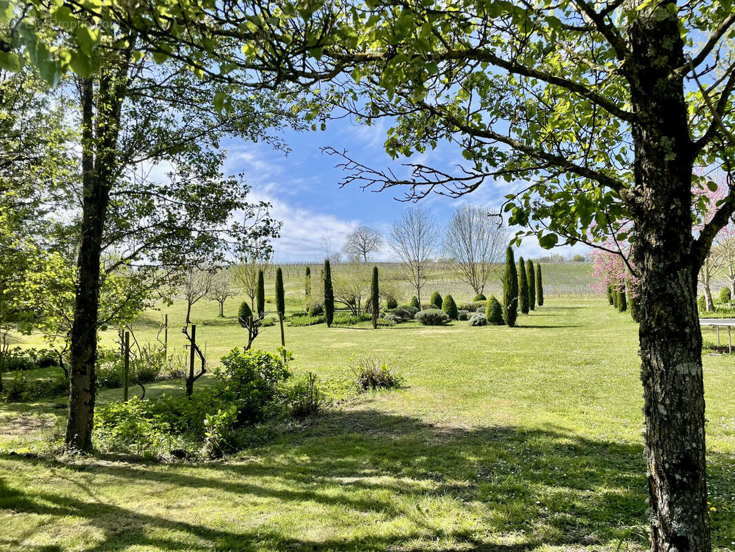 Maison à BOUTEVILLE