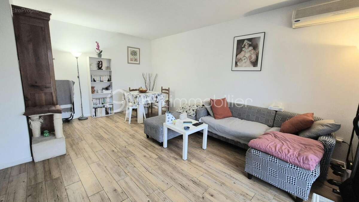 Appartement à HYERES