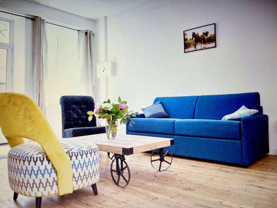 Commerce à MORTAGNE-SUR-SEVRE