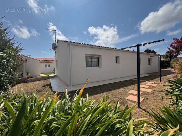 Maison à TALMONT-SAINT-HILAIRE