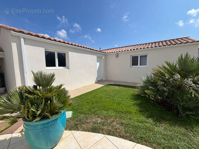 Maison à TALMONT-SAINT-HILAIRE