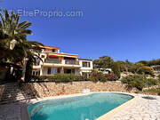 Maison à LES ISSAMBRES