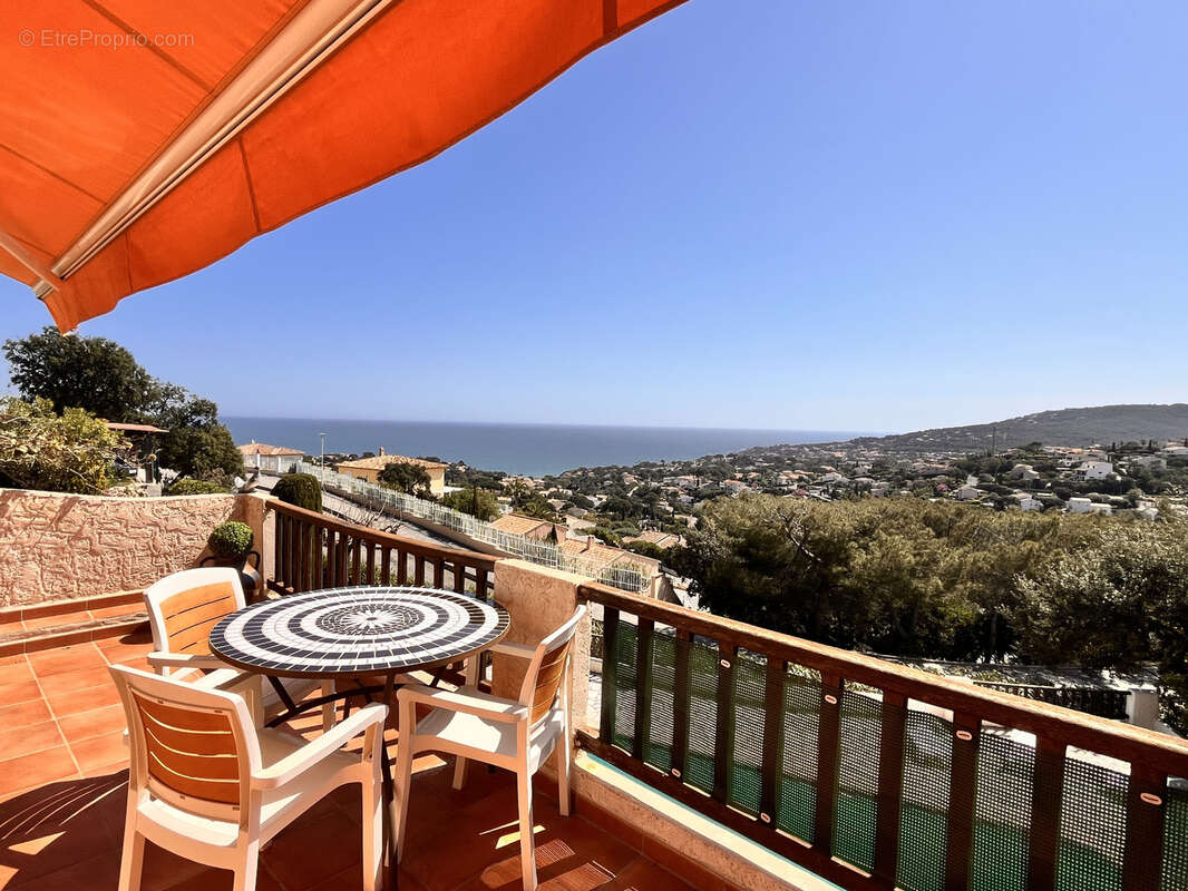 Maison à LES ISSAMBRES