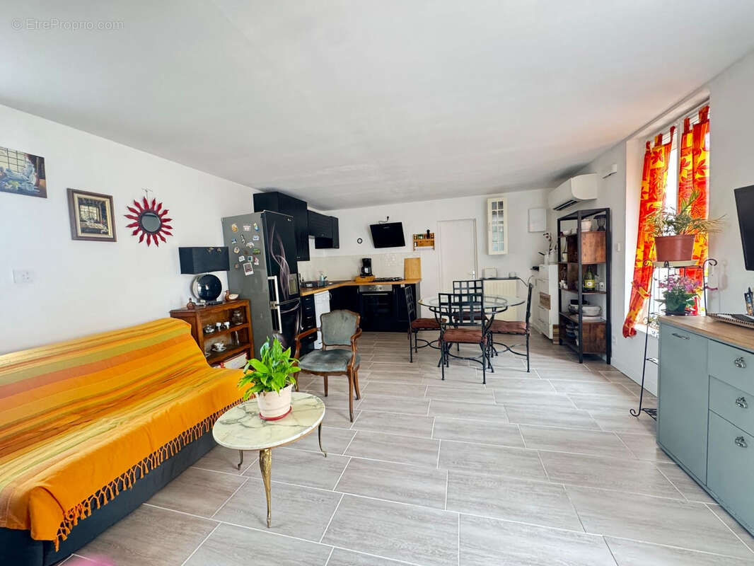 Maison à SAINT-GEORGES-DE-RENEINS