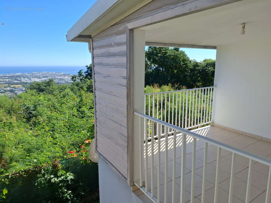 Maison à LA POSSESSION