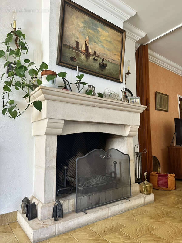 Maison à DECAZEVILLE