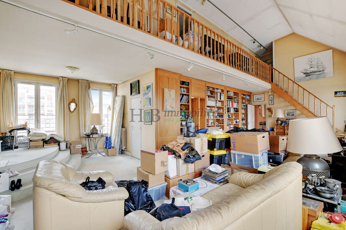 Appartement à PARIS-12E