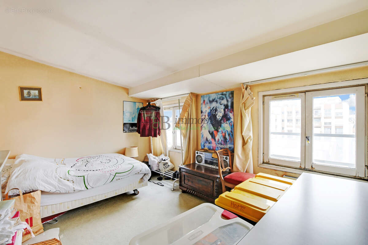Appartement à PARIS-12E