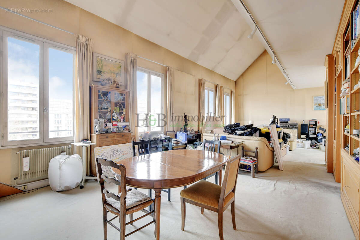 Appartement à PARIS-12E