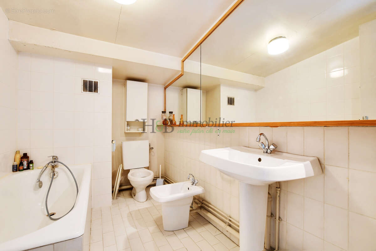 Appartement à PARIS-12E