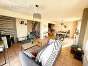 Maison à EVRY-GREGY-SUR-YERRE