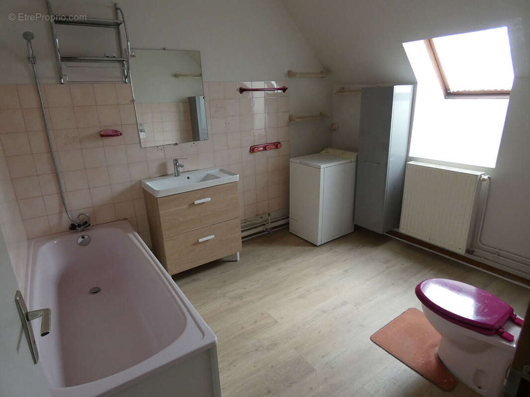 Maison à CREPY-EN-VALOIS