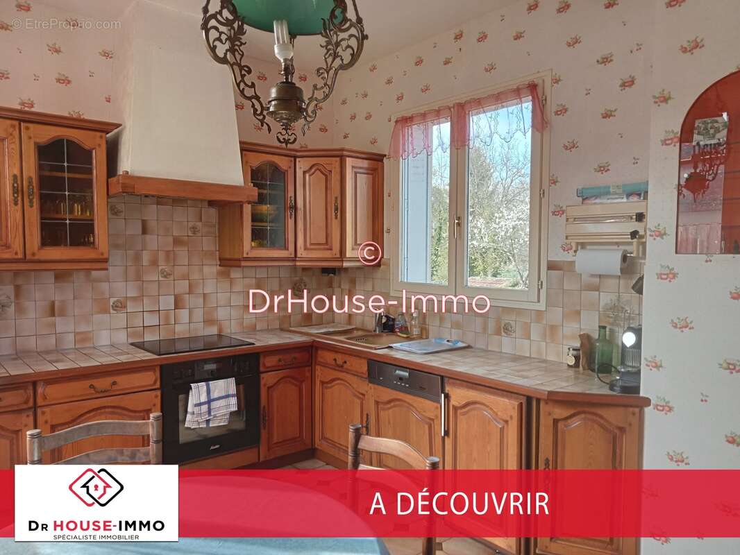 Maison à GY-LES-NONAINS