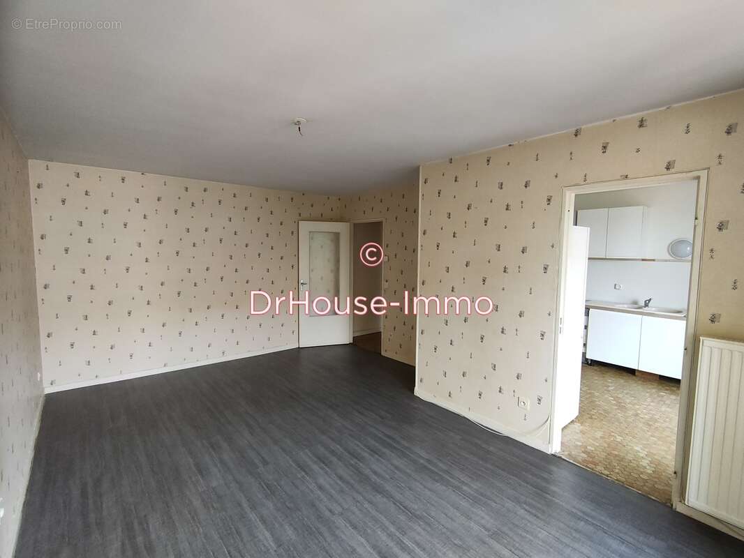 Appartement à BOURG-LES-VALENCE