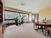 Appartement à LE PLESSIS-ROBINSON