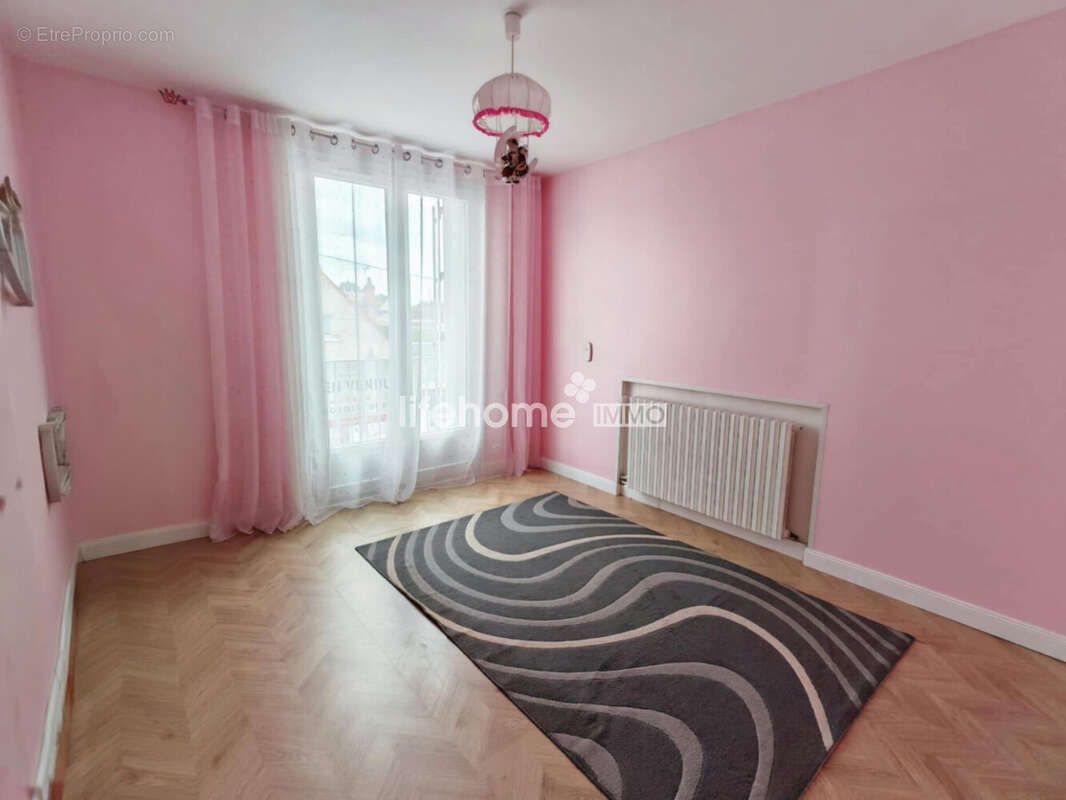 Maison à CHATEAUROUX