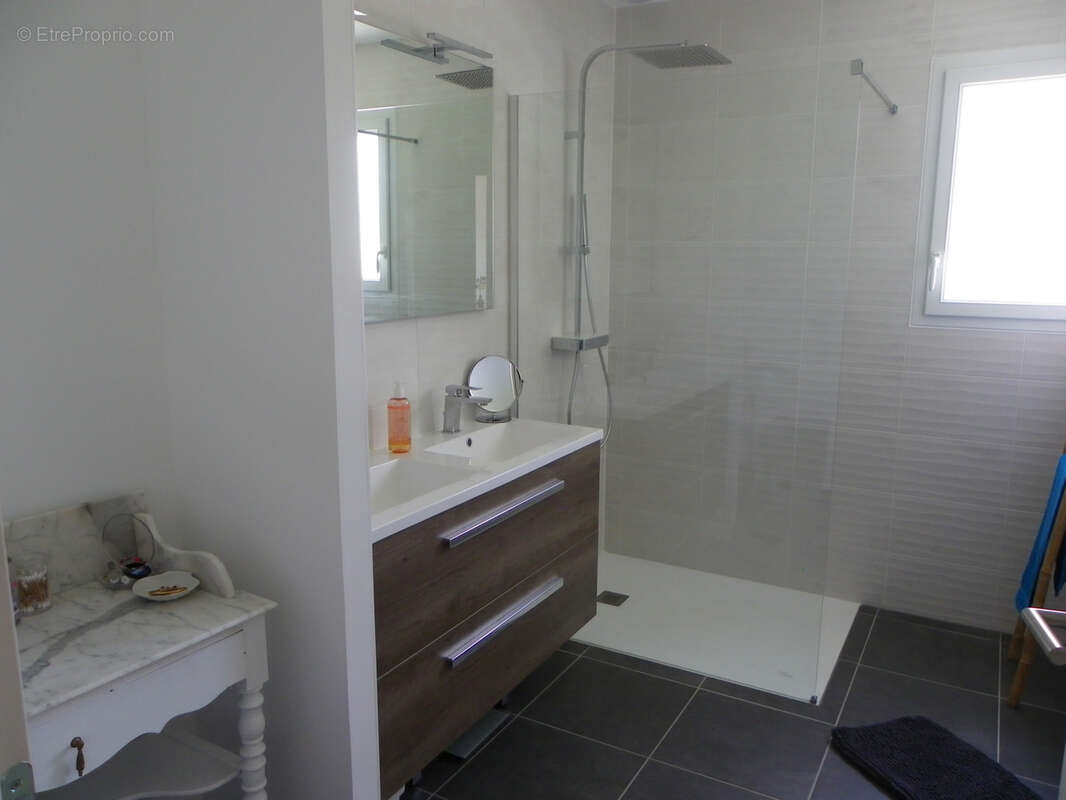 Maison à SAINT-PIERRE-DE-MAILLE