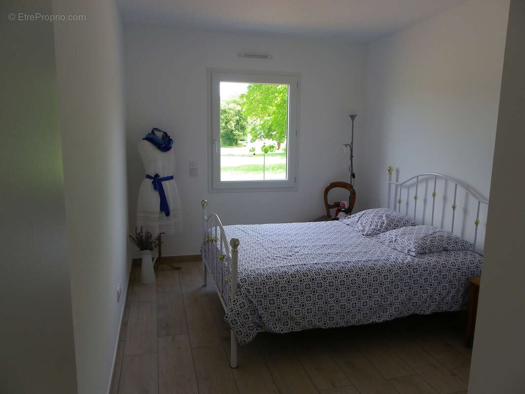 Maison à SAINT-PIERRE-DE-MAILLE