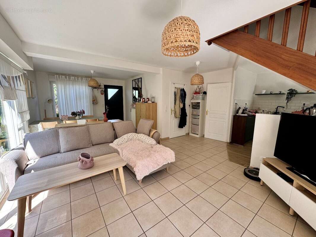 Maison à COLLEVILLE-MONTGOMERY