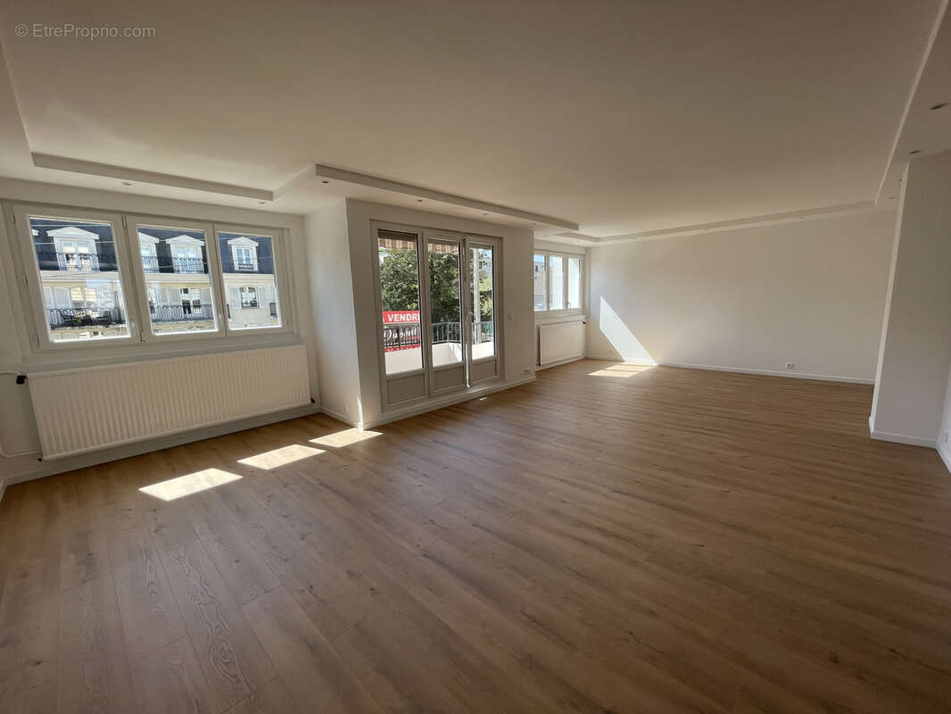 Appartement à PONTOISE