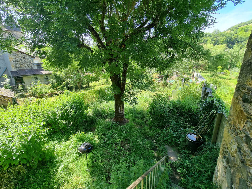 Appartement à SAINT-GENIEZ-D&#039;OLT