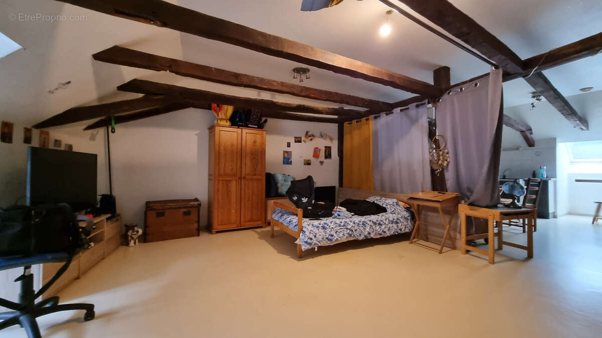 Appartement à SAINT-GENIEZ-D&#039;OLT