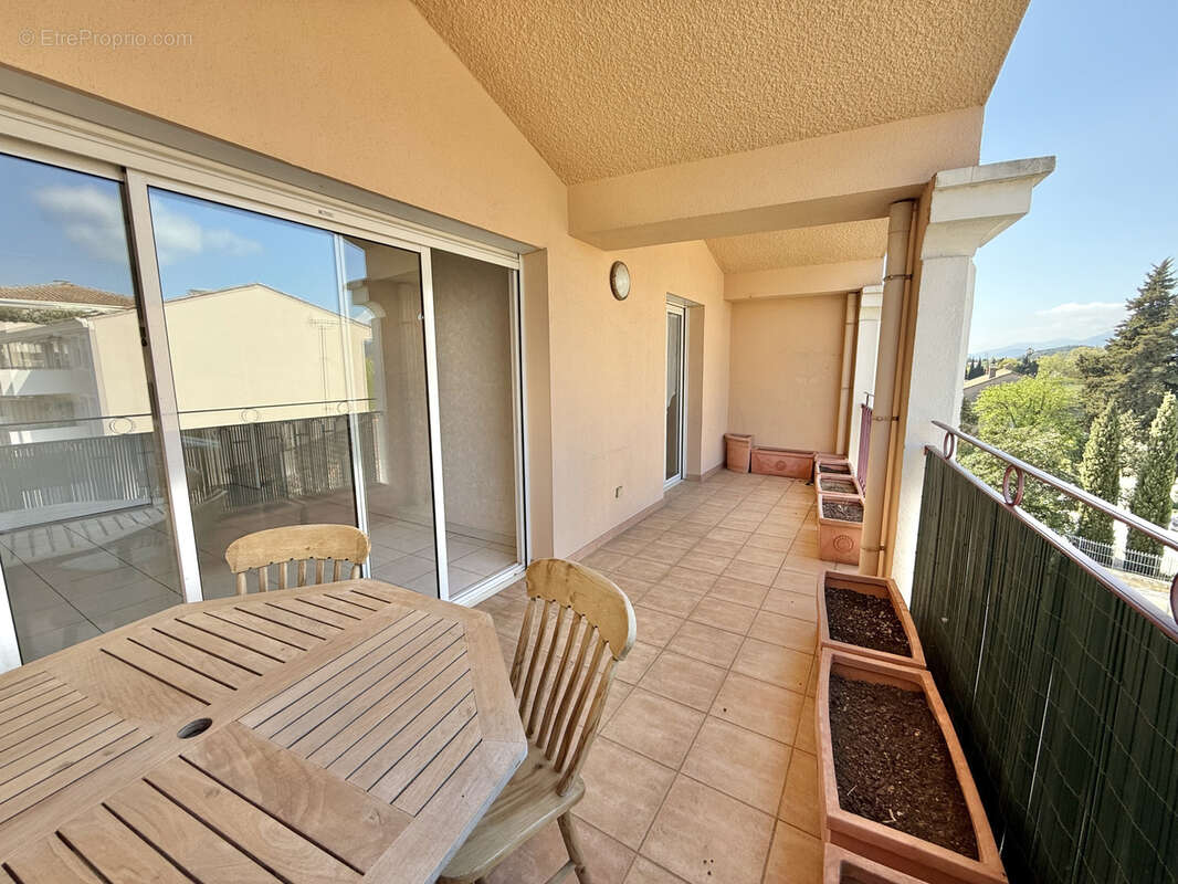 Appartement à HYERES