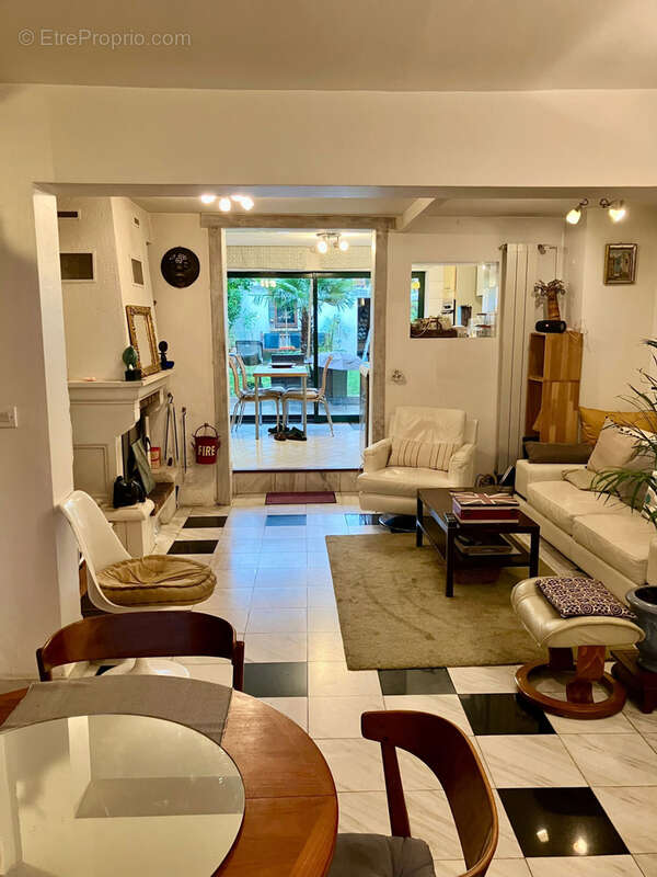 Maison à SAINT-MAUR-DES-FOSSES