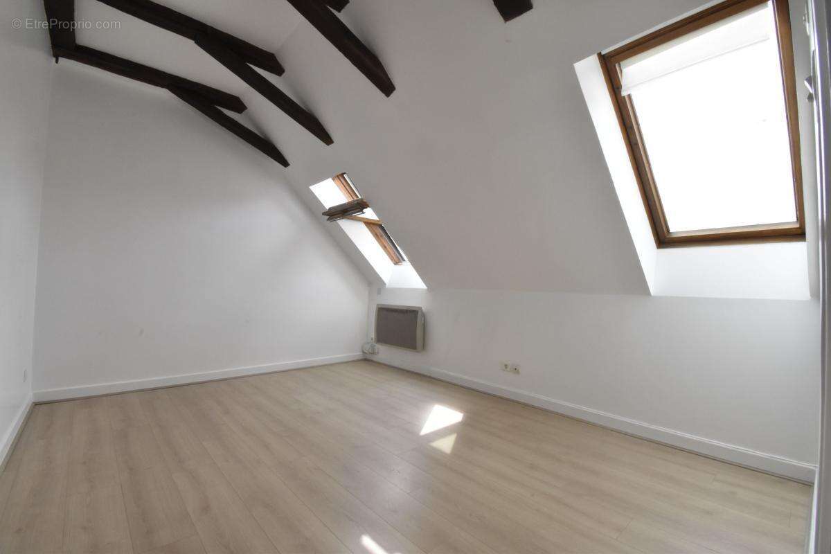 Appartement à COSNE-COURS-SUR-LOIRE