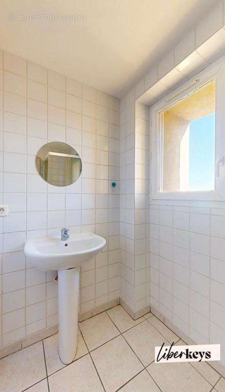 Appartement à THEZAN-DES-CORBIERES