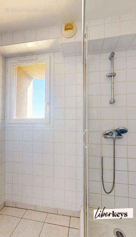 Appartement à THEZAN-DES-CORBIERES