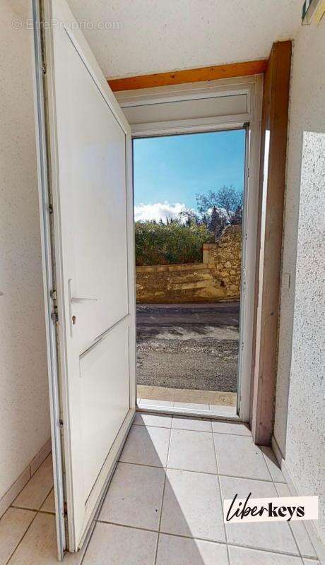 Appartement à THEZAN-DES-CORBIERES