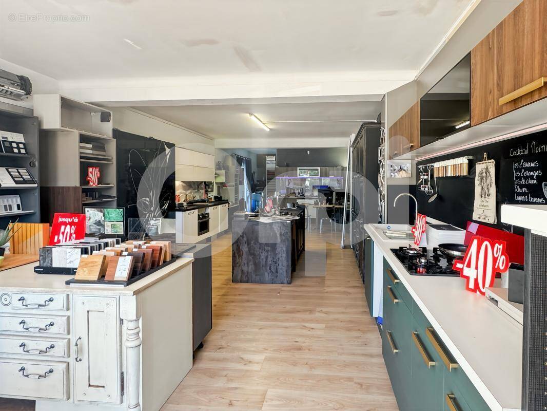 Commerce à LE PRADET